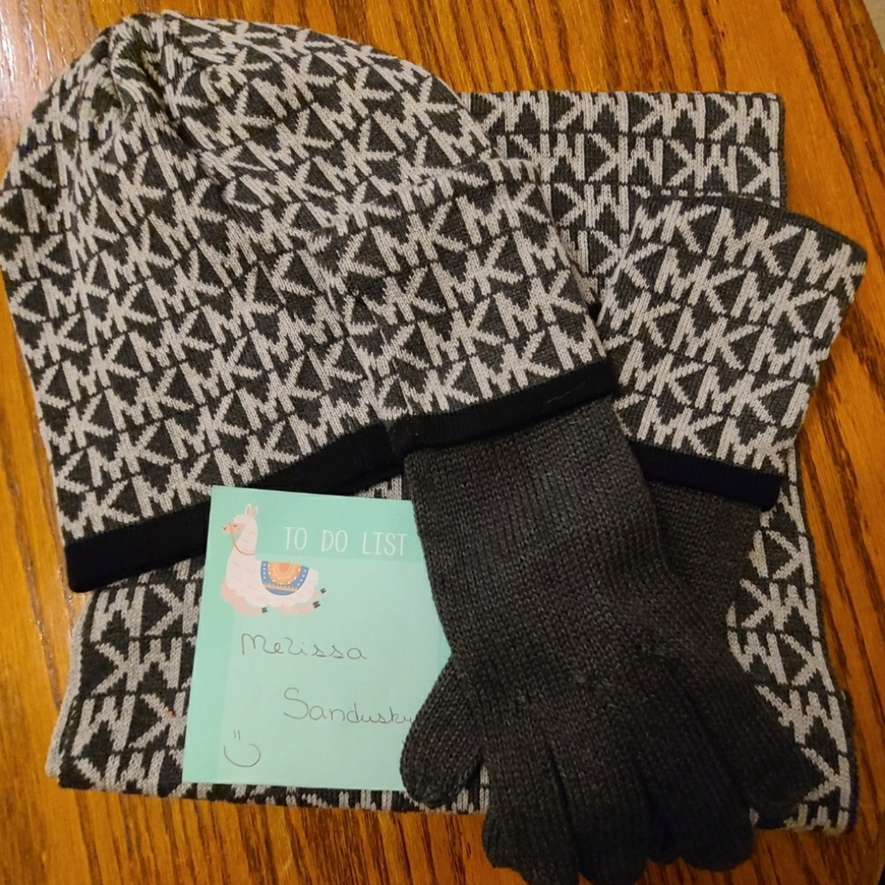 Michael Kors Winter Set